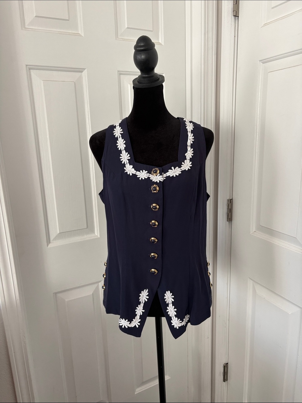 Anngee Vintage 80s Vest with Daisy Chain Embroidery and Gold Buttons